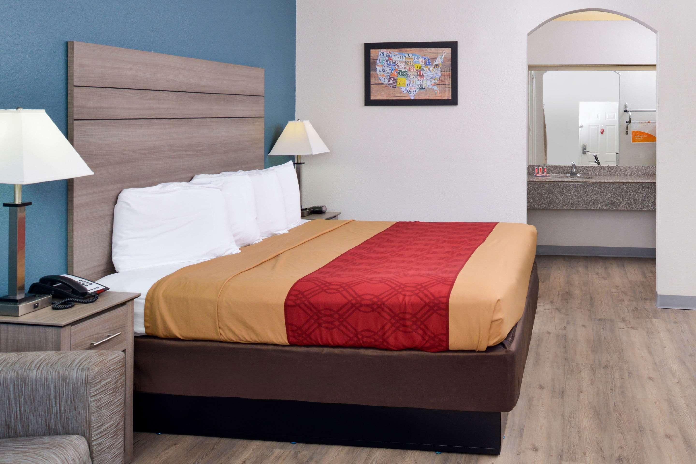 Econo Lodge&Suites Port Arthur Esterno foto