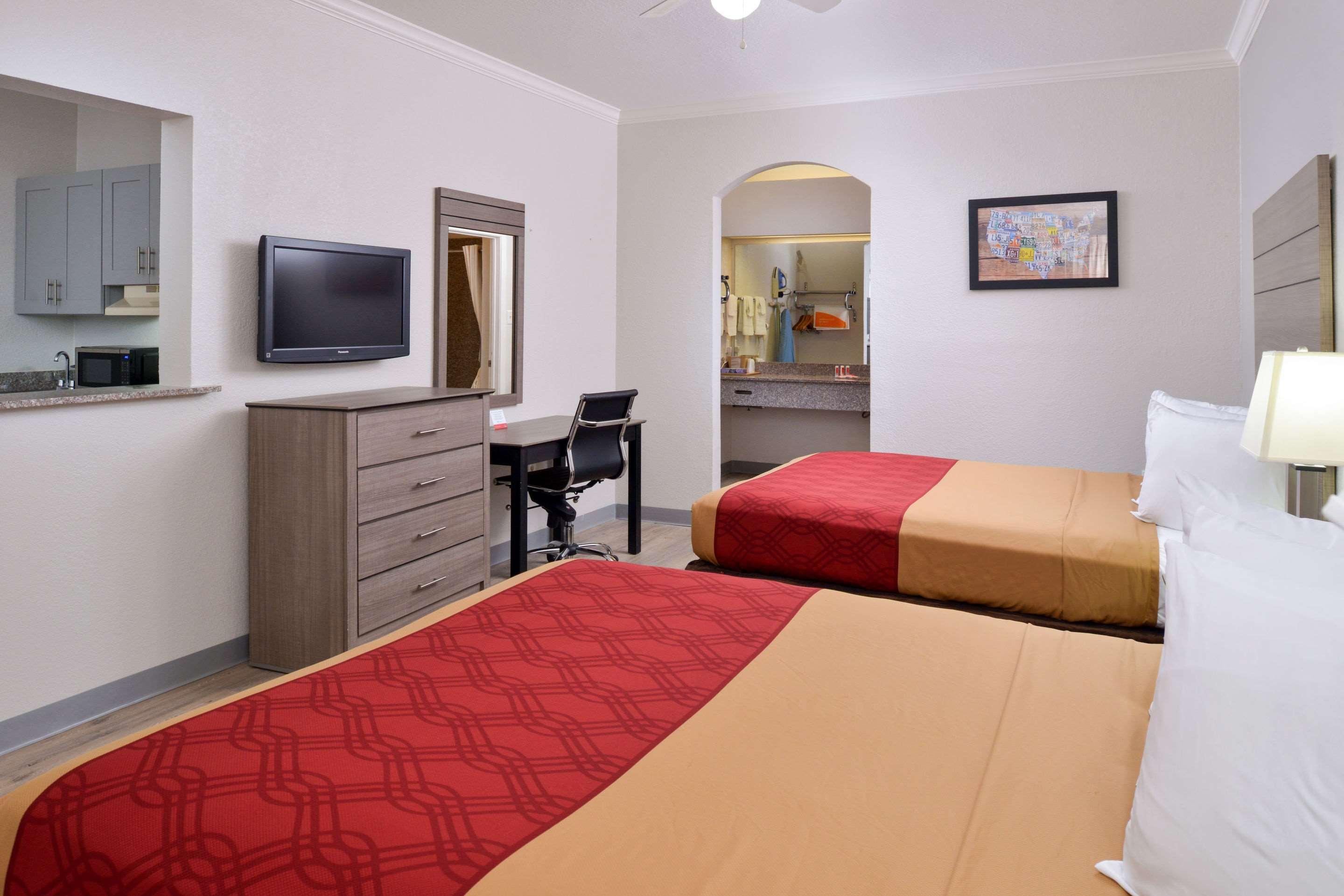 Econo Lodge&Suites Port Arthur Esterno foto